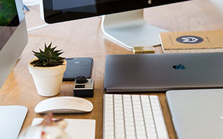 不打不相识，海米提曾头顶张玉宁染红造中超名场面